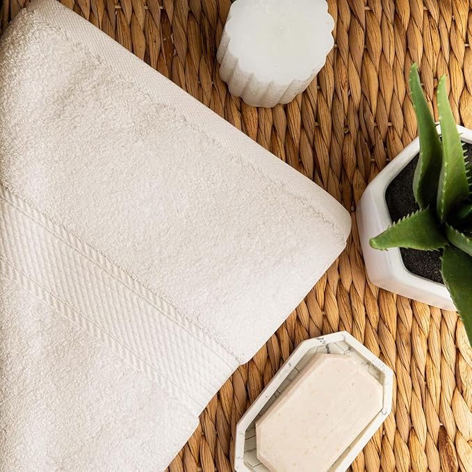 SUPERIOR Egyptian Cotton Pile 10 Piece Towel Set, Includes 2 Bath, 4 Hand, 4 Face Towels/Washcloths, Ultra Soft Luxury Towels, Thick Plush Essentials, Guest Bath, Spa, Hotel Bathroom, Cream