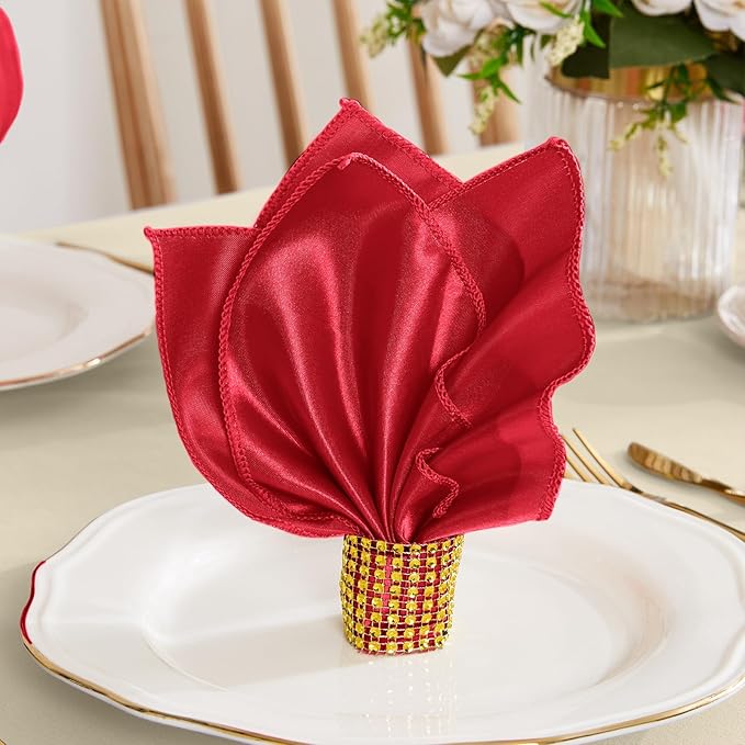 RUDONG M 100 Pcs Red Satin Napkins and Napkin Rings Set, 17 x 17 Inch Square Cloth Napkins Set of 50, Silky Soft Table Napkins Bulk for Weddings, Banquet, Parties Dinner Decoration