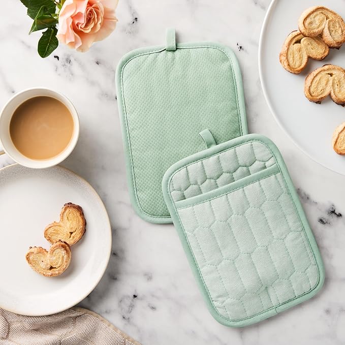 MARTHA STEWART Honeycomb Quilted Chambray Pot Holder 2-Pack Set, 100% Cotton, Flexible Non-Slip Silicone Grip, Heat Resistant, Mint Green, 7"X10"