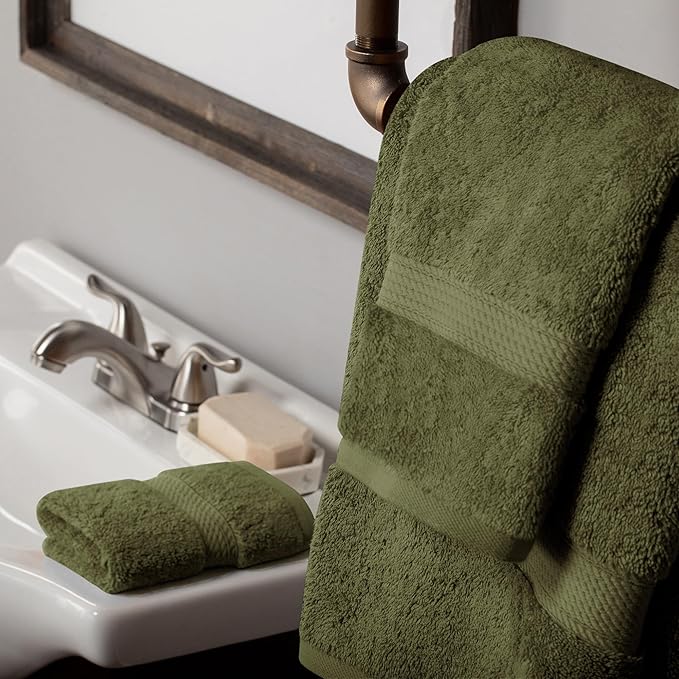 SUPERIOR Egyptian Cotton Pile 3 Piece Towel Set, Includes 1 Bath, 1 Hand, 1 Face Towel/Washcloth, Ultra Soft Luxury Towels, Thick Plush Essentials, Guest Bath, Spa, Hotel Bathroom, Forest Green