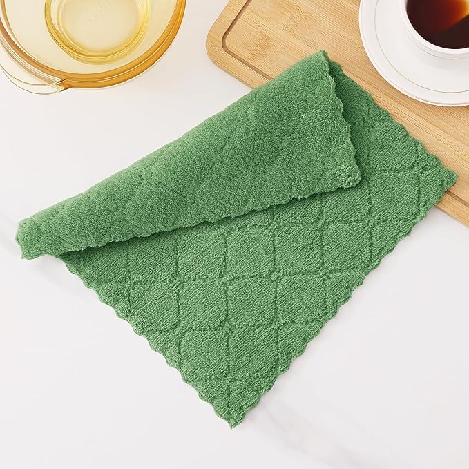 Homaxy 18 Pack Kitchen Dish Cloths (10 x 10 Inches, Grass Green), Super Soft and Absorbent Coral Velvet Dish Towels, Nonstick Oil Fast Drying Microfiber Cleaning Cloth, No Lint Household Dishcloths