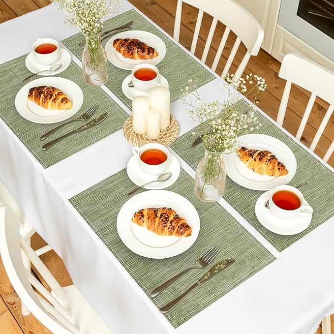 Bloss Green Placemats Set of 4-12x18 Inch WashableTable Place Mats, Fabric Spring Placemats for Kitchen Dining Table Decor, Easy to Clean Summer Placemats Cloth for Holiday Party Decoration