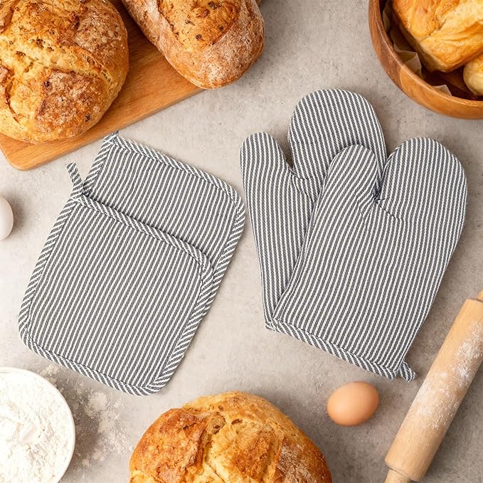4 Pcs Oven Mitts and Pot Holders Heat Resistant Oven Mitts Sets Non Slip Oven Mitt and Pot Holders for Baking Cooking