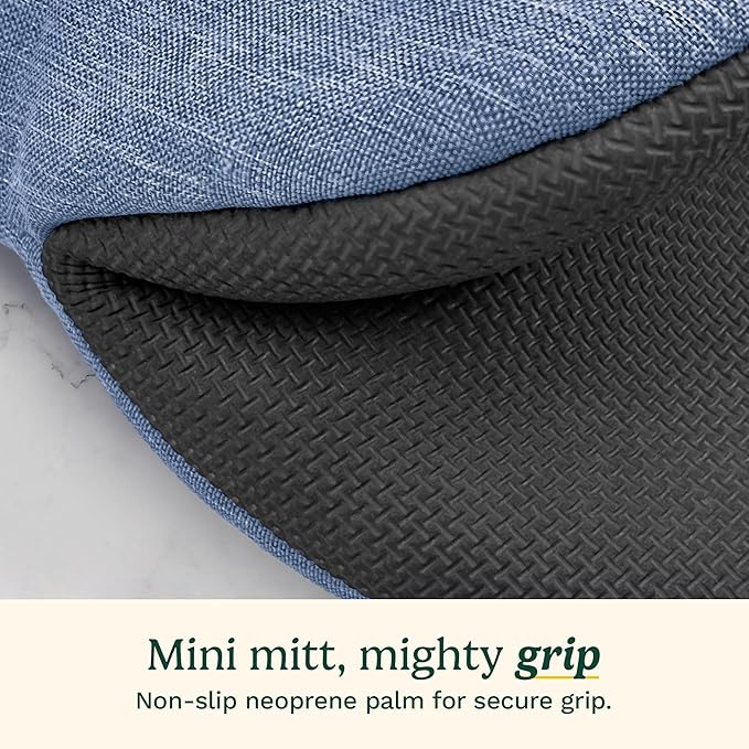 Cuisinart Mini Oven Mitts – 5.5” x 7” Heat-Resistant Kitchen Mitts for Oven with Non-Slip Neoprene Palm, Cotton Filling, and Fabric Loop – Durable Oven Mitt Set for Cooking & Baking (Chambray)