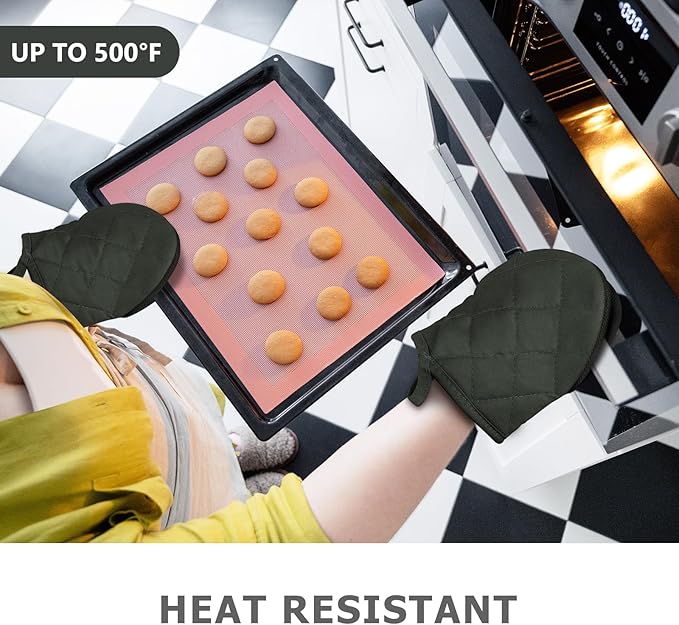 Short Oven Mitts, Heat Resistant 500°F, Silicone Grip Kitchen Gloves, Non-Slip for Baking, Grilling, BBQ, Machine Washable with Hanging Loop, 2-Pack Set, Gray