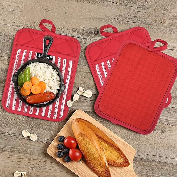 Alselo Silicone Pot Holders Set of 3 Heat Resistant & Non Slip Potholders, Professional Oven Hot Pads with Pockets Mitts for Kitchen Cooking Baking Barbecue (3, Red)