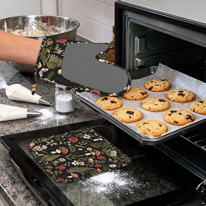 Mushroom Heat-Resistant Silicone Oven Mitts and Pot Holders,Herb Plant Berry Butterfly Long Oven Gloves with Non-Slip Grip for Cooking, Baking, Grilling,BBQ