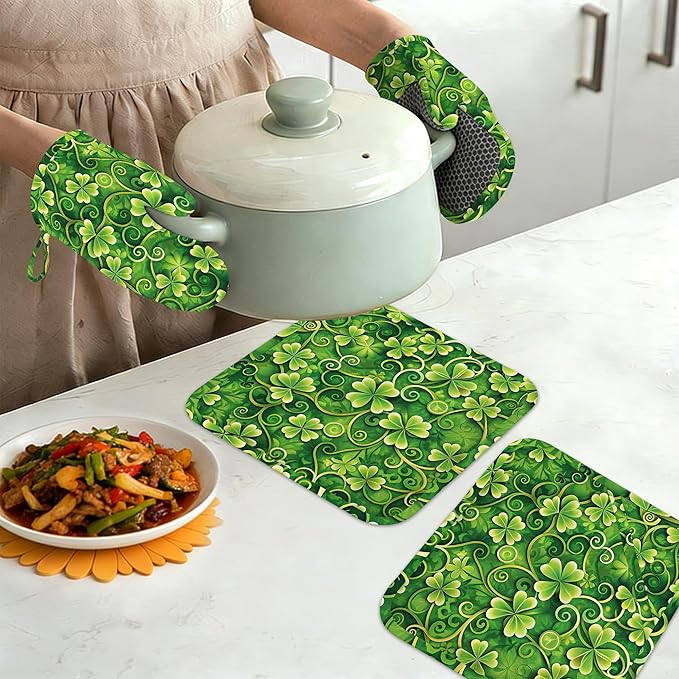 Oven Mitts and Pot Holders St. Patrick Day Silicone Kitchen Accessories Set of 4 Heat Resistant Gloves Green Clover Potholder Non-Slip Grip for Chef Cooking Baking Grilling BBQ