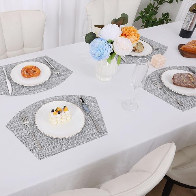 SHACOS Wedge Placemats Set of 4 Round Table Placemats Woven Vinyl Place Mats Non Slip Round Table Mats Wipe Clean, Gray White