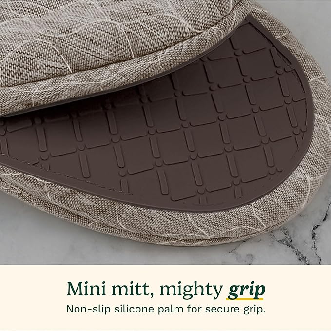 Cuisinart Mini Oven Mitts – 5.5” x 8” Heat-Resistant Kitchen Mitts for Oven with Non-Slip Printed Silicone, Cotton Filling, and Faux Leather Loop – Durable Oven Mitt Set for Cooking & Baking