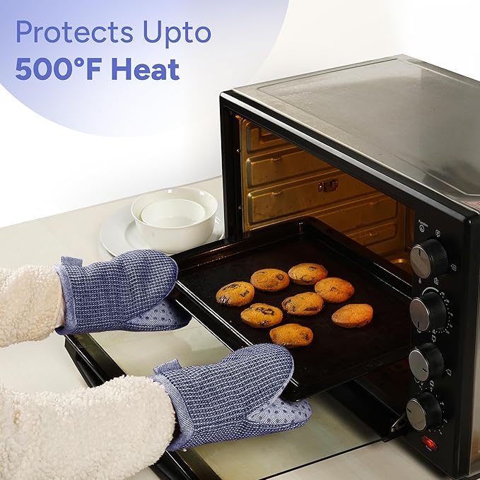 Casa Platino Silicone Oven Mitts & Potholders, 4-Piece – Pot Holders for BBQ & Baking, Oven Mitt for Kitchen & Microwave – Heat Resistant Up to 500°F, Durable & Flexible – Indigo