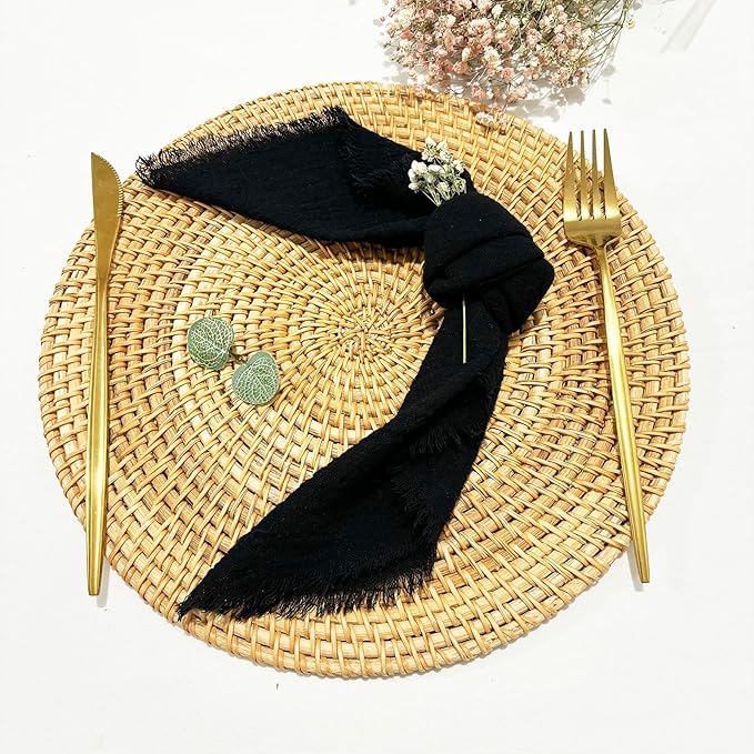 24Pack Black Cloth Napkins 17x17Inch Black Napkins Cloth with Fringe Soft Cotton Cloth Napkins Washable Rustic Dinner Napkins Cloth for Wedding Party Dinner Table