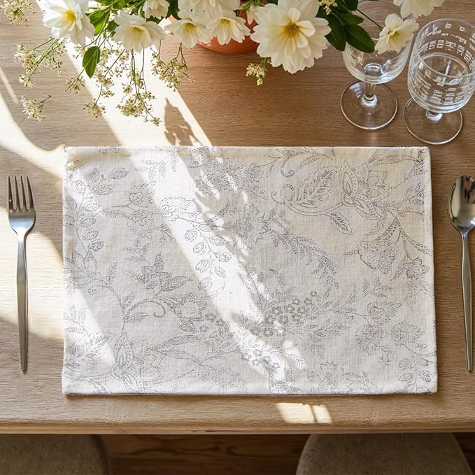 JINCHAN Linen Floral Placemats Set of 4 Cloth Table Mats Rustic Cottagecore Botanical Outdoor Seasonal for Kitchen Dining Table Decor Non-Slip Washable Tablemats 13x19 Inch Grey