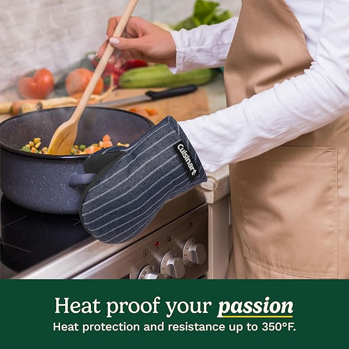 Cuisinart Heritage Mini Oven Mitts – 5.5” x 7” Heat-Resistant Kitchen Mitts for Oven with Non-Slip Neoprene Palm, Cotton Filling, and Faux Leather Loop – Durable Oven Mitt Set for Cooking & Baking