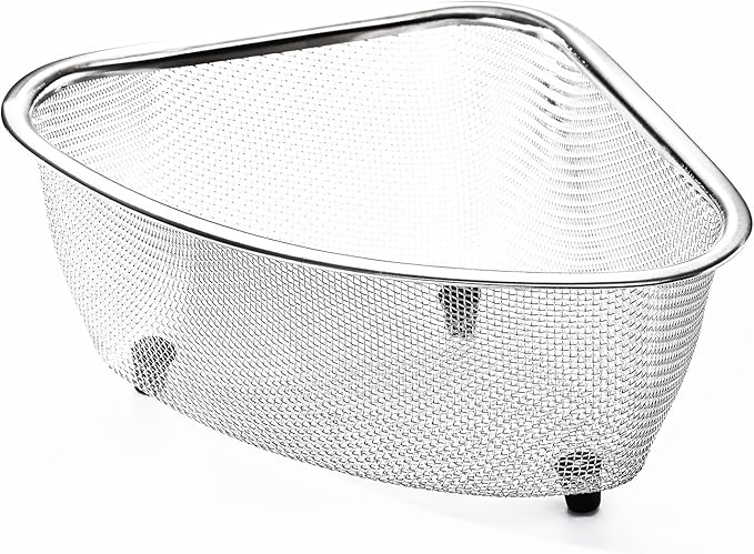 Fox Run Large Stainless Steel Triangular Colander, 3 Quart Pasta Strainer, 7” x 9.25” x 4”