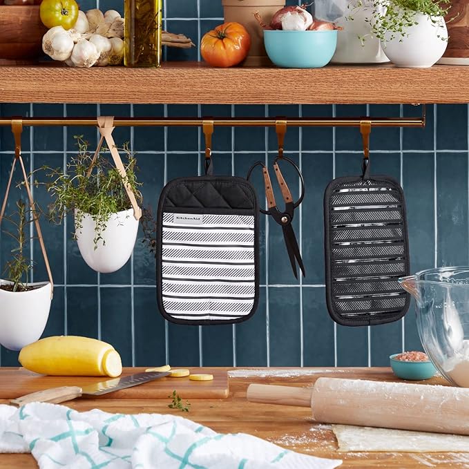 KITCHENAID Albany Pot Holder 2-Pack Set, Matte Black, 7"x10"