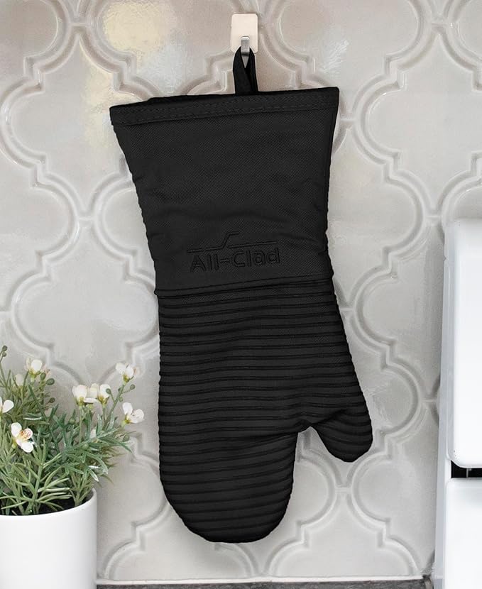All-Clad Silicone Oven Mitts: Heat Resistant up to 500 Degrees - 100% Cotton & Silicone, 14"x7" Oven Mitt for Kitchen and Barbecue, 2-Pack, Black
