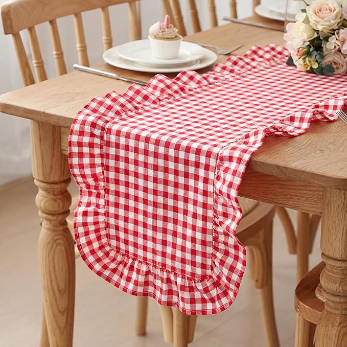 HunnmingRe 1 Pcs Red Plaid Gingham Ruffle Table Runner 118 x 13.8'' Farmhouse Table Runner 100% Cotton Scalloped Long Dresser Scarves for Dining Room, Wedding, Kitchen Rustic Home Decor