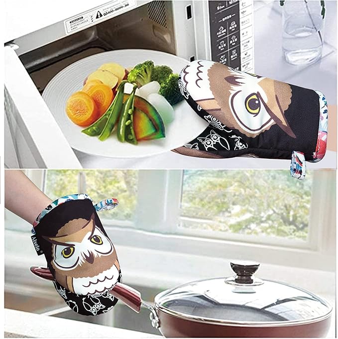 Alselo Mini Oven Mitts,2pk - Silicone Little Kitchen Gloves, Heat Resistant with Non-Slip Grip and Soft Quilted Cotton Lining for Safe Baking Cooking Barbecue (Black, 2)