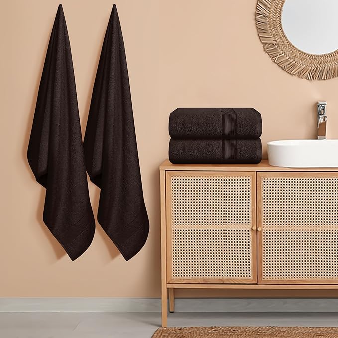 Belizzi Home 4 Pack Bath Towel Set 27x54, 100% Ring Spun Cotton, Ultra Soft Highly Absorbent Machine Washable Hotel Spa Quality Bath Towels for Bathroom, 4 Bath Towels Chocolate Brown