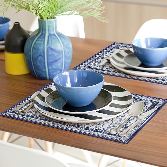 comfoyar Floral Branches Blue Placemats Set of 4, 12x18Inch Non-Slip Vintage Flower Place Mats, Rustic Country Style, Washable Absorbent Table Mats for Framhouse Kitchen Dining Party Table Decoration