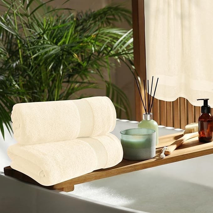 Belizzi Home 4 Pack Bath Towel Set 27x54, 100% Ring Spun Cotton, Ultra Soft Highly Absorbent Machine Washable Hotel Spa Quality Bath Towels for Bathroom, 4 Bath Towels - Ivory