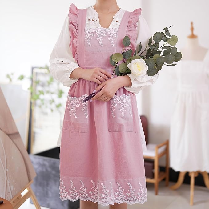 Aoomzoon Vintage Aprons for Women with Pockets Cute Lace Ruffle Adjustable Apron for Cooking Kitchen Baking Gardening