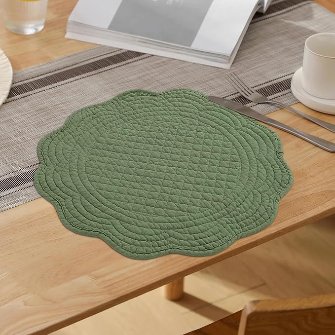 HOMBYS Quilted Placemats Set of 6 Washable Round Placemats for Kitchen Table-100% Cotton Fabric 14 Inch Round Table Mats, Cotton Fabric with Microfiber Filling (14"x14", Emerald Green)