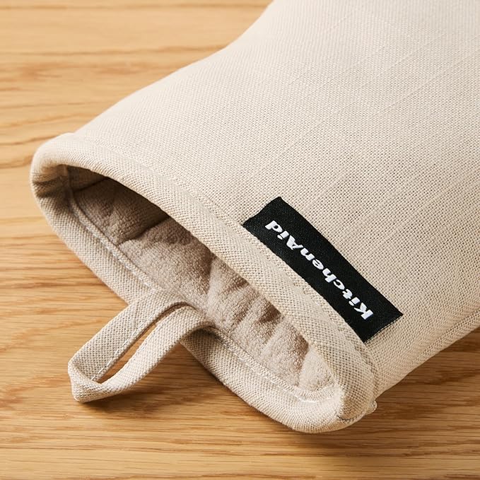 KITCHENAID Gourmet Series Gridlines Mini Oven Mitts 2-Pack Set, Heat Resistant up to 600°F, Soft Silicone Grip, Magnetic Cuff, Milkshake Tan, 5.5"x9"