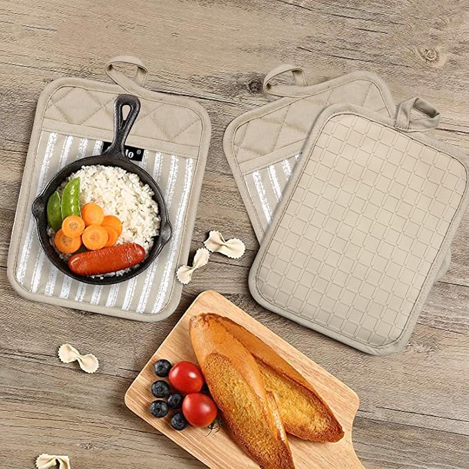 Alselo Silicone Pot Holders Set of 3 Heat Resistant & Non Slip Potholders, Professional Oven Hot Pads with Pockets Mitts for Kitchen Cooking Baking Barbecue (Khaki, 3)