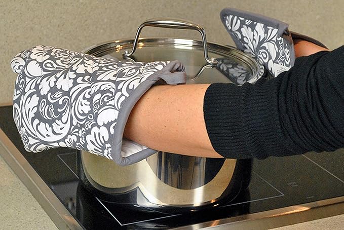 DII Quilted Kitchen Oven Mitt & Potholder Set, Hanging Loop for Convenient Storage, OM 6.5x12/PH 8x8.5, Gray Damask Print, 2 Piece