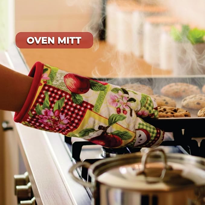 Lobyn Value Packs - Red Apples on a Patchwork Quilt, 5 Piece Kitchen Towel Set with 2 Decorative Dish Towels (25 X 15), 1 Oven Mitt (11 X 7) and 2 Potholders (6.5 X 6.5)