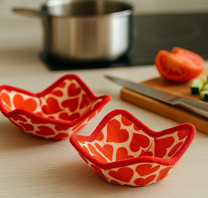 Set of 2 Microwave Bowl 4x7x7 Inch Polyester Cloth Hot Pads with Red Heart Print - Multipurpose Heat Resistant Plate Holders - Protector for Food Meals - Hot Pads for Bouillon Cups and Pads for Soup