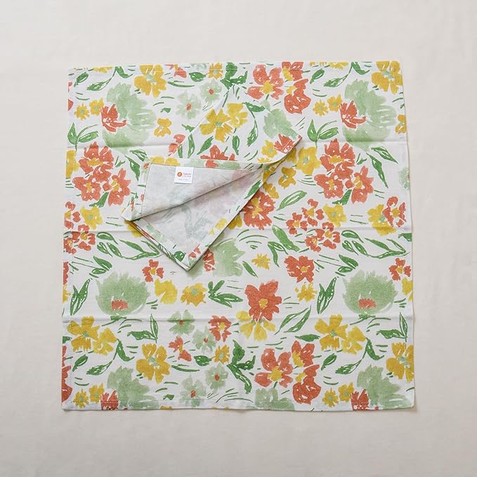 TARAN LIVING Cloth Napkins Set of 4, Printed Floral Cotton Dinner Napkins, Soft Washable Table Napkin Set Holiday Farmhouse Décor - 18"x18"