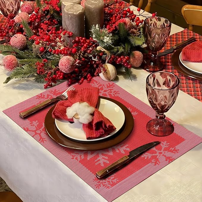 Aofmee Christmas Placemats Set of 6, Washable Christmas Place Mats for Kitchen Dining Table, Indoor/Outdoor Woven Vinyl Christmas Table Mats, Non-Slip Heat Resistant Holiday Placemats Easy to Clean