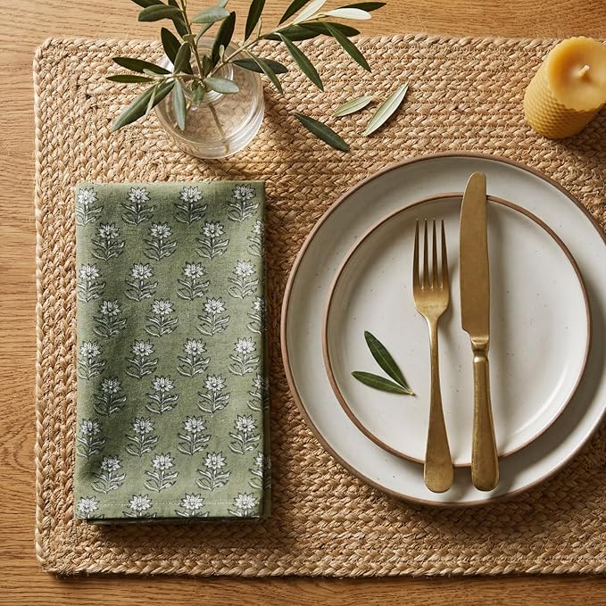 Mindsoft Set of 12 Floral Cloth Napkins Linen Cloth Napkins Spring Flower Wildflowers Dinner Napkin 18 x 18 Inch Vintage Washable Reusable for Dinner Home Restaurant Wedding Decor(Green,12 Pcs)
