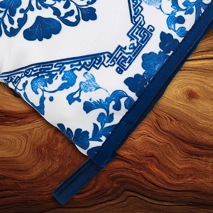 Blue and White Porcelain Pattern Oven Mitts, High Heat Resistant Kitchen Oven Gloves, Mini Silicone Oven Mitts, Non-Slip Grip Surfaces and Hanging Loop for Grilling, Baking, Cooking and Microwave