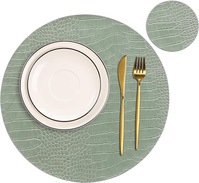 Jovono Round Leather Placemats for Round Tables Set of 6, Green Place Mats and Coasters, Wipeable Waterproof Heat Resistant Table Mats Easy to Care for Indoor Decor 14 inch Diameter