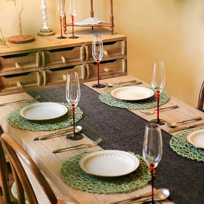 AHHFSMEI Paper Braided Round Placemats Set of 8 Natural Non-Slip Heat Resistant Table Mats for Dining Tables Woven Indoor & Outdoor Place mats(Green,8)