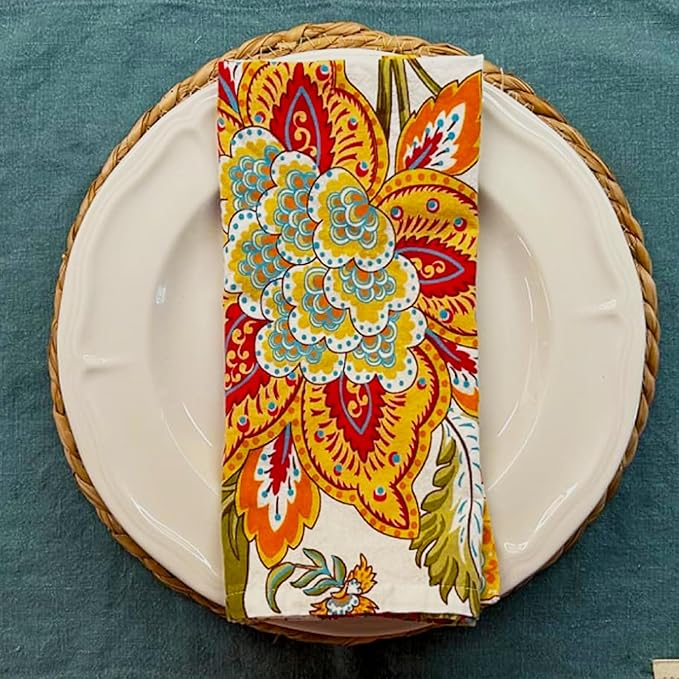 TARAN LIVING Cotton Cloth Napkins Fall Dinner Napkin Set Reusable Machine Washable Dish Cloth for Valentine Gift Party, Craft, Home Decor - Set of 4, 20x20 Inches