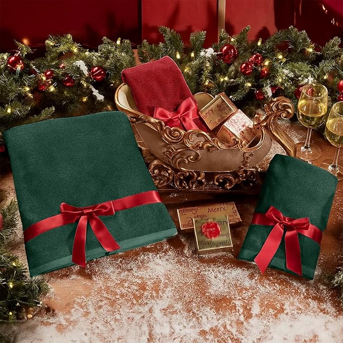 DAN RIVER 8 PC Decorative Luxury Bath Towels for Bathroom, 2 Bath, 2 Hand, and 4 Wash Cloths, 600 GSM 100% Ring Spun Cotton Towel Set, Highly Absorbent, Gym, Hotel, and Spa, Red & Green Combo
