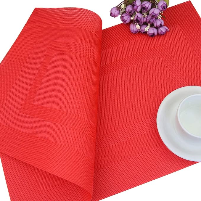 PIGCHCY Placemats,Washable Vinyl Woven Table Mats,Elegant Durable Placemats for Dining Table Set of 6 (18 x 12 inches,Passionate Red)