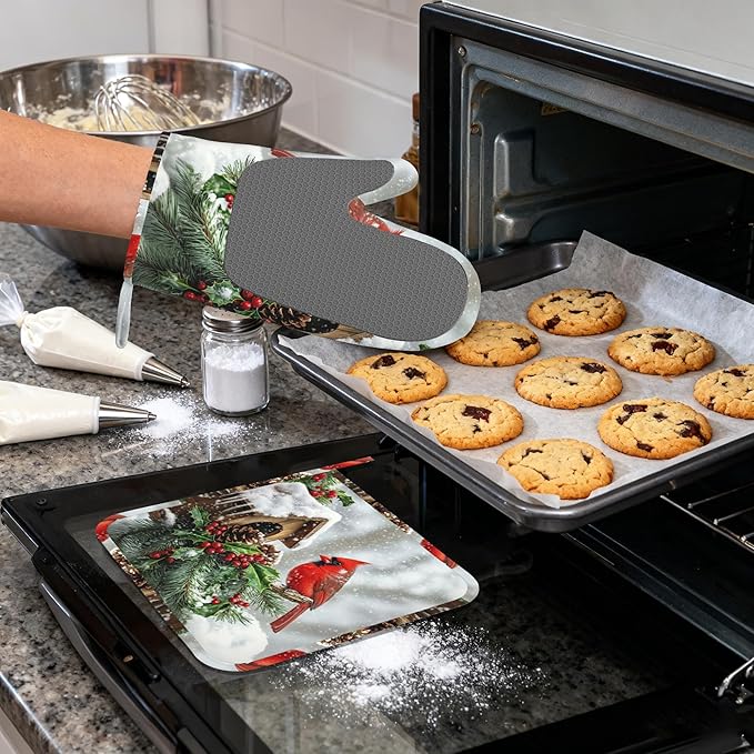Cardinal Heat-Resistant Silicone Oven Mitts and Pot Holder 4 Piece Set,Christmas Berry Non-Slip Kitchen Oven Gloves for Baking, BBQ, Cooking,Grilling