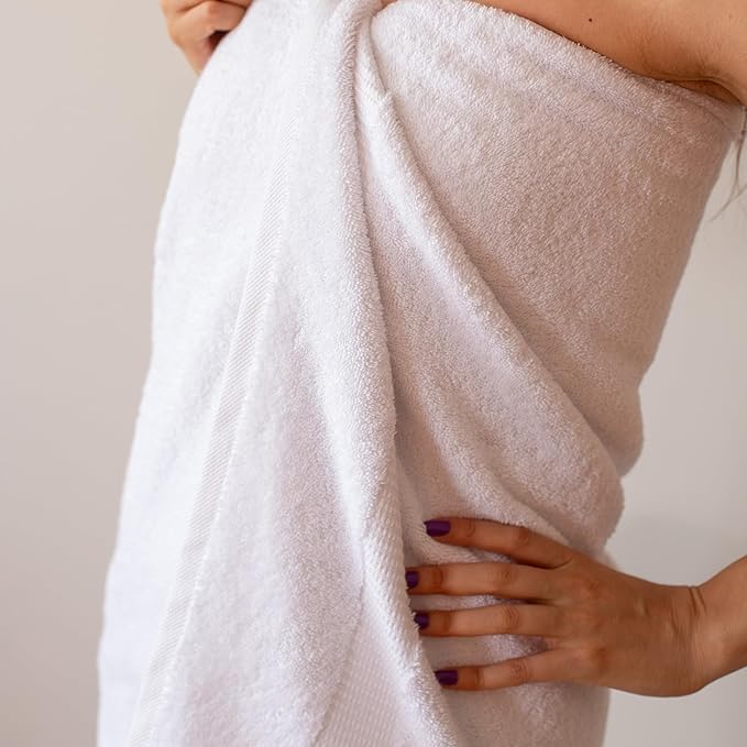 SALBAKOS 100% Turkish Cotton Bath Towels | 4 Piece Turkish Bath Towels White 27x54 Standard Size | Premium Hotel Quality, Super Absorbent, Thick, Plush Turkish Towel - Made in Turkey (White Pack of 4)