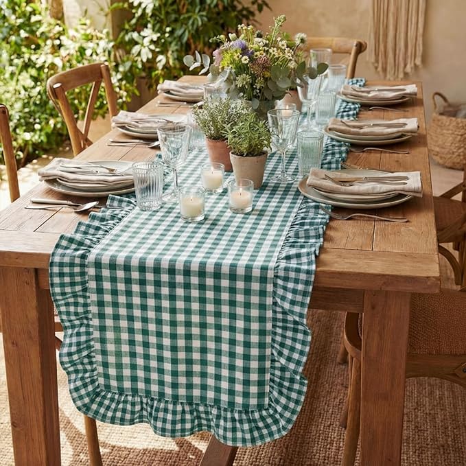 HunnmingRe 1 Pcs Dark Green Plaid Gingham Ruffle Table Runner 72 x 13.8'' Farmhouse Table Runner 100% Cotton Scalloped Long Dresser Scarves for Dining Room, Wedding, Kitchen Rustic Home Decor
