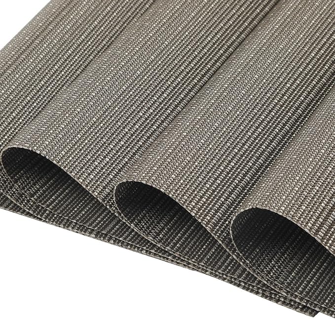 SHACOS Wedge Shaped Placemats Set of 4 Woven Vinyl Dining Table Place Mats Round Table Mats Non Slip Heat Resistant Wipe Clean Indoor Outdoor Table Decor (4, Gray)