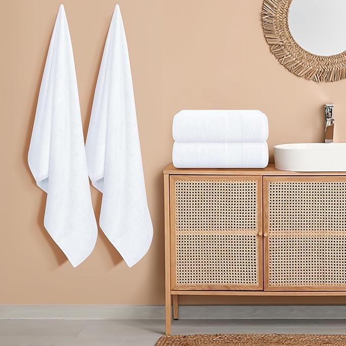 Belizzi Home 4 Pack Bath Towel Set 27x54, 100% Ring Spun Cotton, Ultra Soft Highly Absorbent Machine Washable Hotel Spa Quality Bath Towels for Bathroom, 4 Bath Towels - White