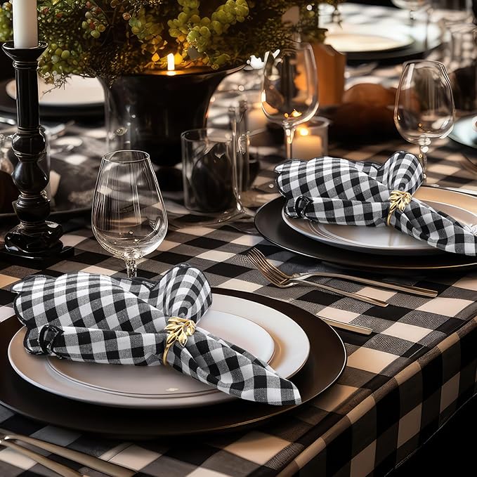 SmoothNovelty 12 Pack Buffalo Plaid Cloth Napkins 18x18 Inch Spring Checkered Cloth Napkins Scalloped Soft Cotton Table Mat Washable Reusable for Dinner Wedding Birthday Parties (Classic,Black)
