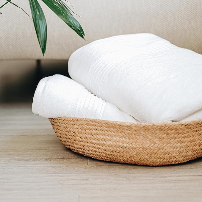 Milara Large Cotton Bath Sheet (35x70 Inches), Bath Sheets Extra Large Cotton, Oversized White Bath Towel, Ultra Soft, Thick & Highly Absorbent, Hotel Quality Spa Towels