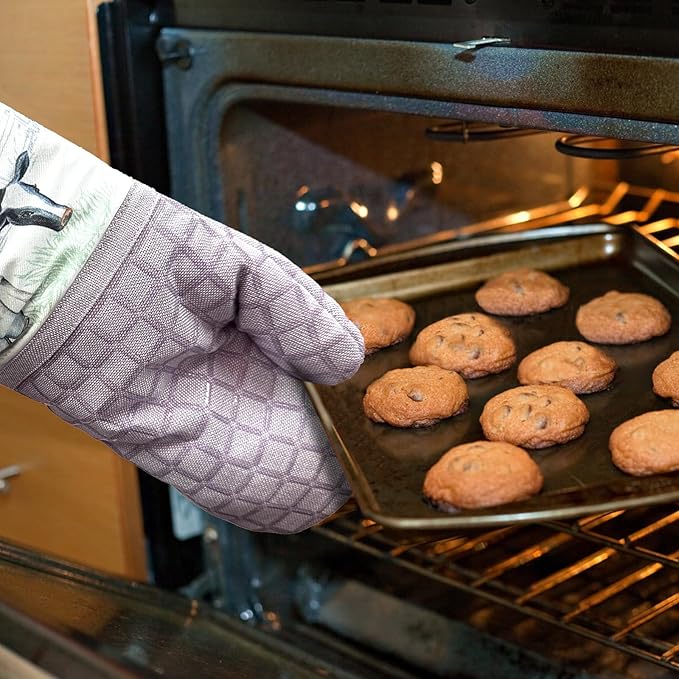 Silicone Printing Oven Mitts Heat Resistant to 500 Degree,Yarm-Dyed Oven Gloves with Animal Design Non-Slip for Kitchen Cooking Barbecue Baking and Machine Washable. (Purple Oven Mitts)
